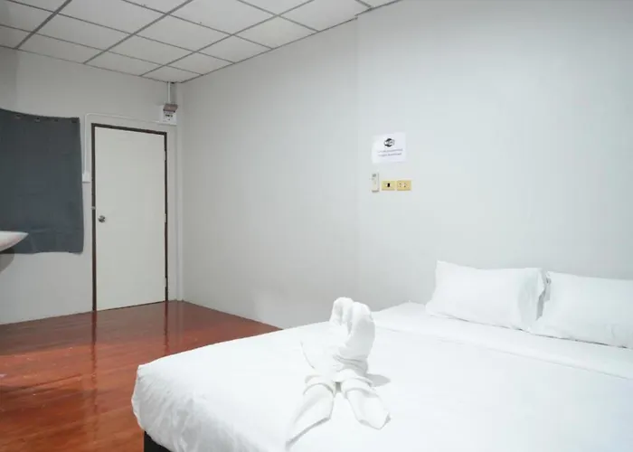At Pranakorn แอท พระนคร ตรอกข้าวสาร Appartement