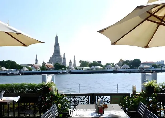 At Pranakorn แอท พระนคร ตรอกข้าวสาร * Bangkok
