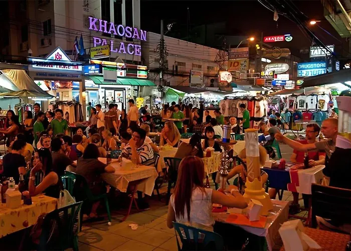 At Pranakorn แอท พระนคร ตรอกข้าวสาร Appartement
