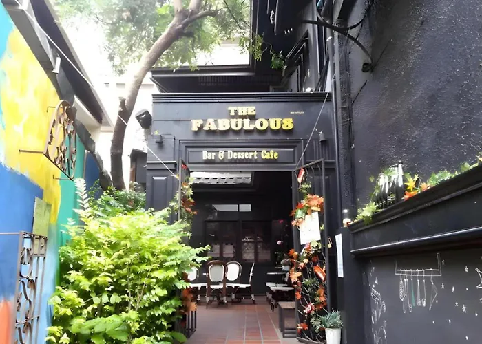 At Pranakorn แอท พระนคร ตรอกข้าวสาร * Bangkok